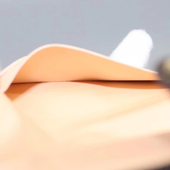 LOUIS VUITTON Cherry Blossom Agenda Mini Day Planner Cover - Picture 16 of 16